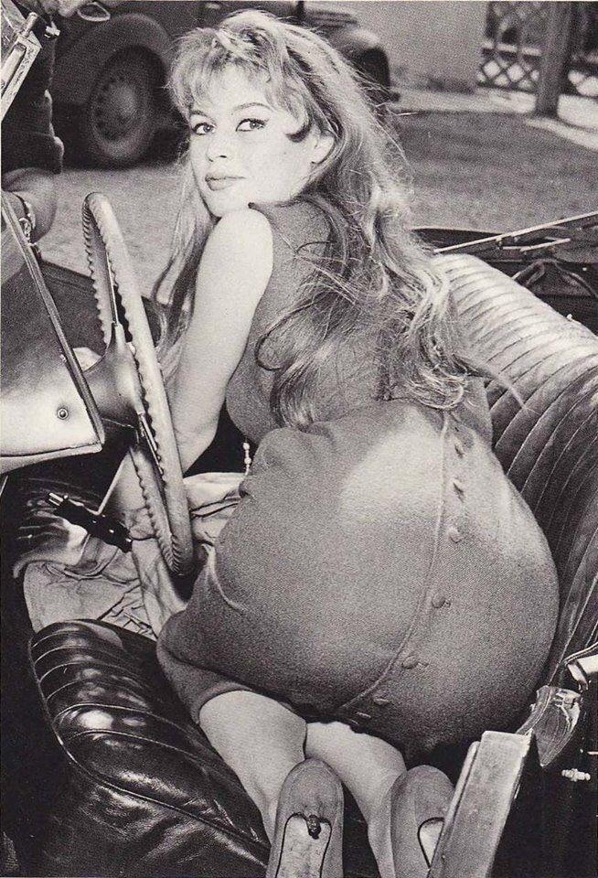 Brigitte Bardot sexy