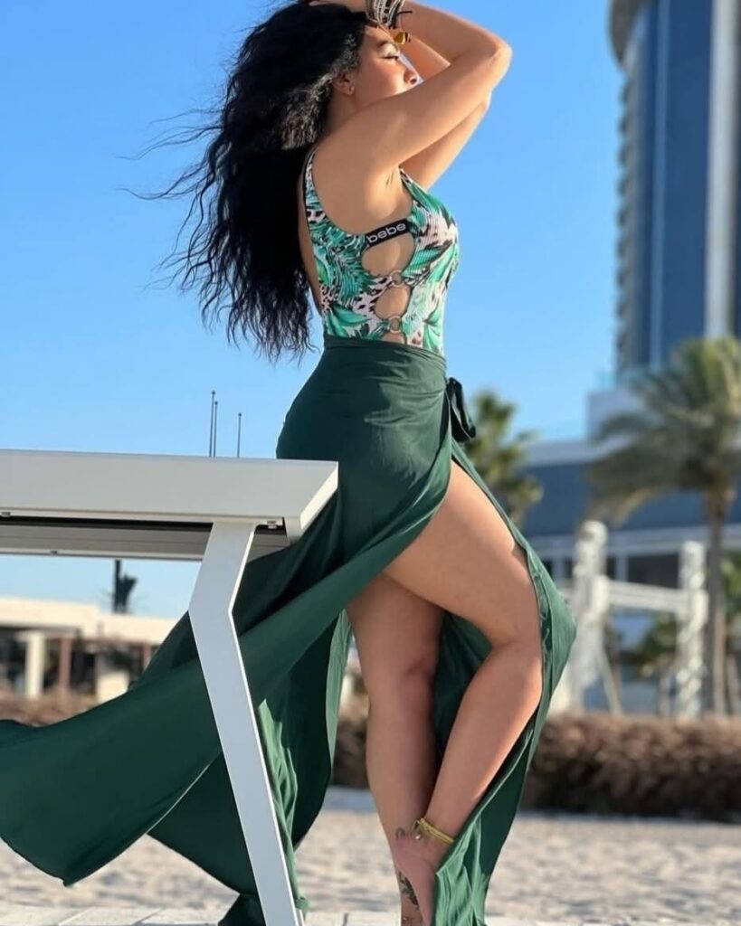 ميرهان حسين بملابس ساخنة.. أبرز صورها الجريئة