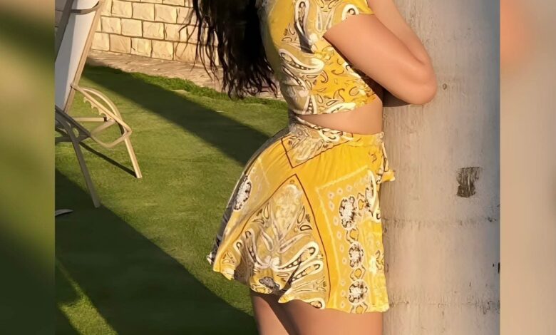 ميرهان حسين بملابس ساخنة.. أبرز صورها الجريئة